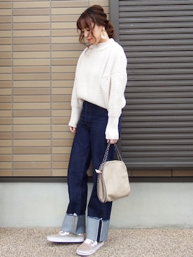 「Levi's（リーバイス）のRIBCAGE ストレート アンクル LUCK OF THE DRAW（デニムパンツ）」を使った、miho🅰ニコさん（レディース・165cm）の冬コーディネート