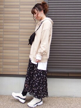 「NIKE（ナイキ）のナイキ エア マックス 95 プレミアム コントラスト ウィメンズシューズ / NIKE AIR MAX 95 PREMIUM CONTRAST（スニーカー）」を使った、miho🅰ニコさん（レディース・165cm）の春コーディネート