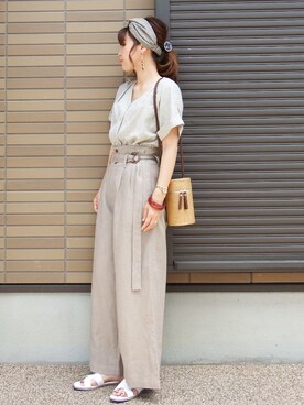加藤綾子さん着用 セットアップ 洗える シワになりにくい フェイクリネンオープンブラウスを使った人気ファッションコーディネート Wear