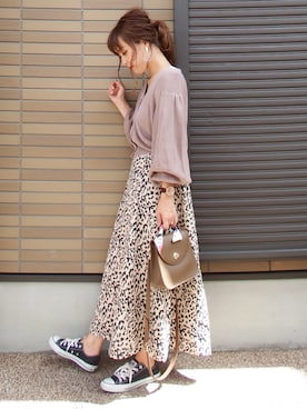 「GRL（グレイル）のアイテム（ピアス（両耳用））」を使った、miho🅰ニコさん（レディース・165cm）の秋コーディネート