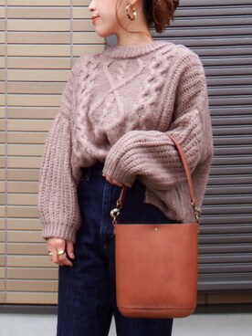 「GRL（グレイル）のアイテム（ピアス（両耳用））」を使った、miho🅰ニコさん（レディース・165cm）の秋コーディネート