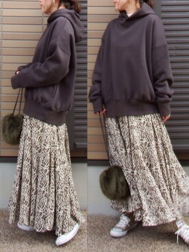 「リエディ」｜「アイテム（スニーカー）」を使った、miho🅰ニコさん（レディース・165cm）の冬コーディネート