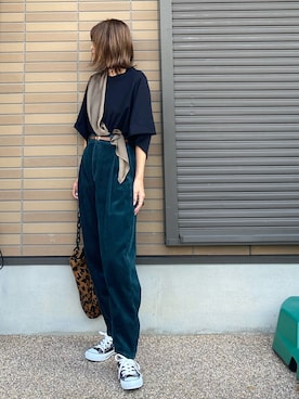 「NOISE MAKER（ノイズメーカー）のアイテム（Tシャツ/カットソー）」を使った、miho🅰ニコさん（レディース・165cm）の秋コーディネート