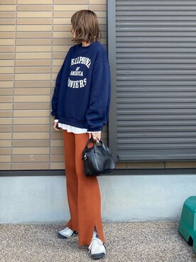 「FREAK'S STORE（フリークスストア）の▽【WEB限定】リブフレアサマーニットパンツ(カラーパンツ)（スラックス）」を使った、miho🅰ニコさん（レディース・165cm）の春コーディネート