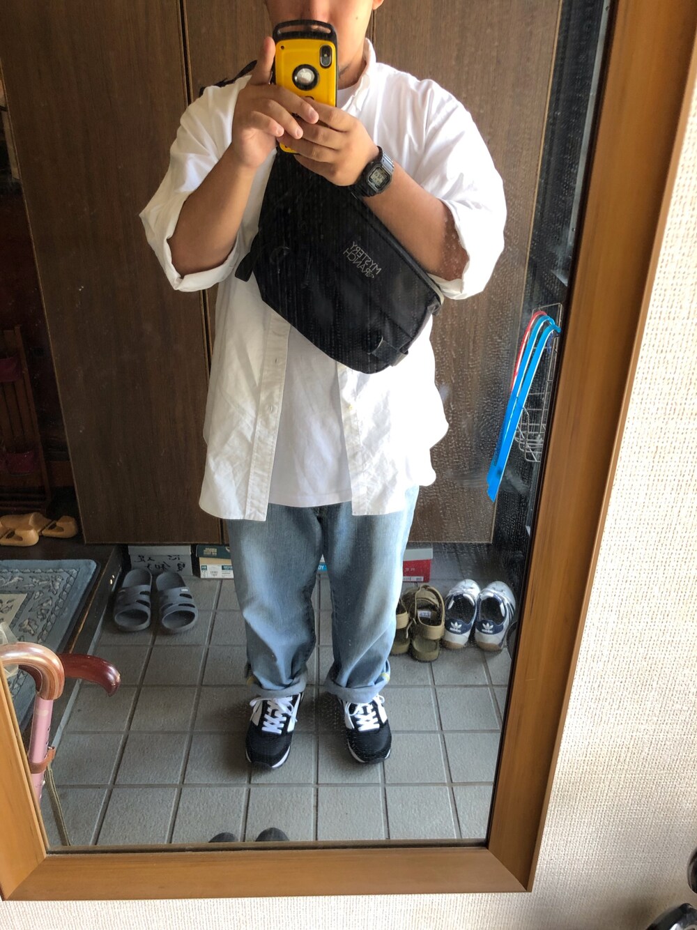 「ペインターパンツ、Levi's、Polo Ralph Lauren、patagonia、ROOT CO、CHUMS、G-SHOCK、BROOKS CHARIOT、SHAKA」｜「POLO RALPH LAURENのコットン オックスフォード スポーツシャツ（シャツ/ブラウス、ホワイト系）」を使った、るださんさん（メンズ・165cm）の夏コーディネートの1枚目の写真