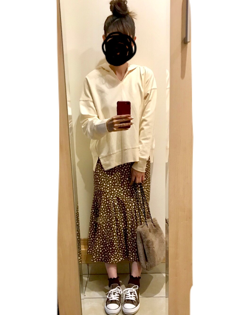 「しまむら、秋のカフェオレコーデ、プチプラ、プチプラのあや、ダルメシアン柄、ブラウン、スウェット、高身長女子、秋コーデ」｜「GUのアイテム（スウェット、ベージュ系）」を使った、satomiyuさん（レディース・169cm）の秋コーディネートの1枚目の写真