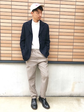 「B'2nd（ビーセカンド）のアイテム（ローファー）」を使った、永森コウヤさん（メンズ・177cm）の秋コーディネート