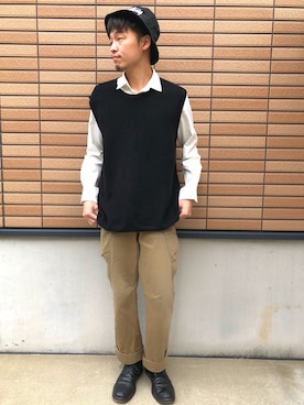 「NEIL BARRETT（ニールバレット）のアイテム（パンツ）」を使った、永森コウヤさん（メンズ・177cm）の秋コーディネート