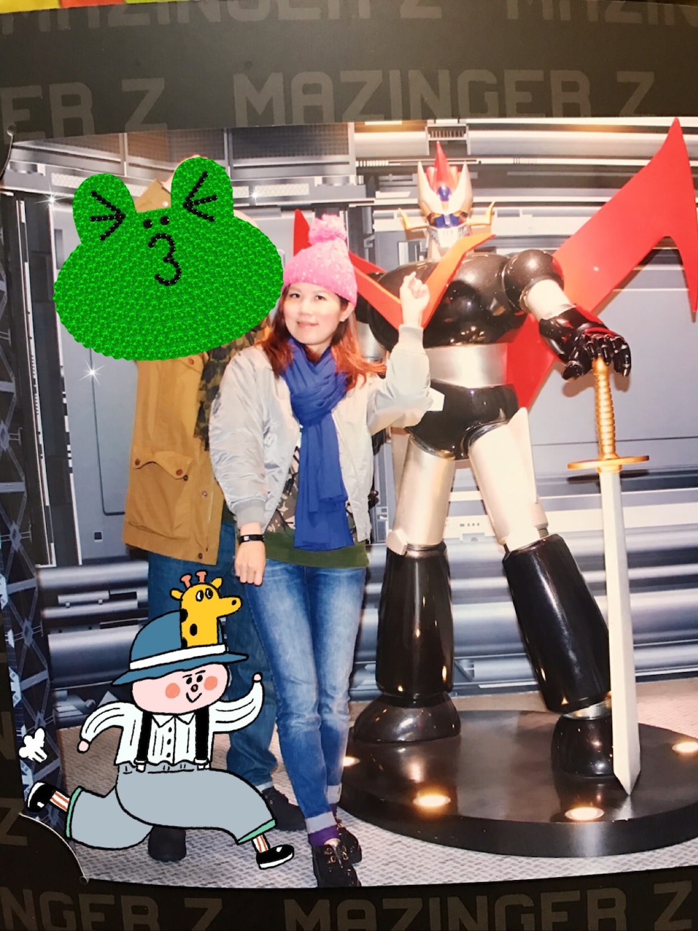 「UNIQLOのアイテム（ジャケット/アウター、グレー系）」を使った、CLさん（レディース・165cm）の冬コーディネートの1枚目の写真