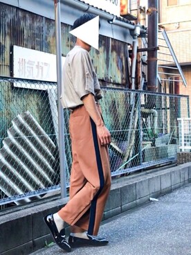 「スリット」｜「アイテム（スリッポン）」を使った、TenMuさん（メンズ・177cm）の夏コーディネート