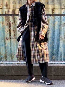 「ファーベスト」｜「アイテム（ステンカラーコート）」を使った、TenMuさん（メンズ・177cm）の冬コーディネート