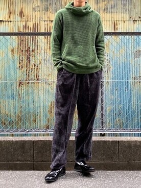 「BEAMS（ビームス）のアイテム（スリッポン）」を使った、TenMuさん（メンズ・177cm）の冬コーディネート