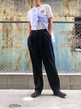 「たすき掛け」｜「アイテム（スリッポン）」を使った、TenMuさん（メンズ・177cm）の夏コーディネート