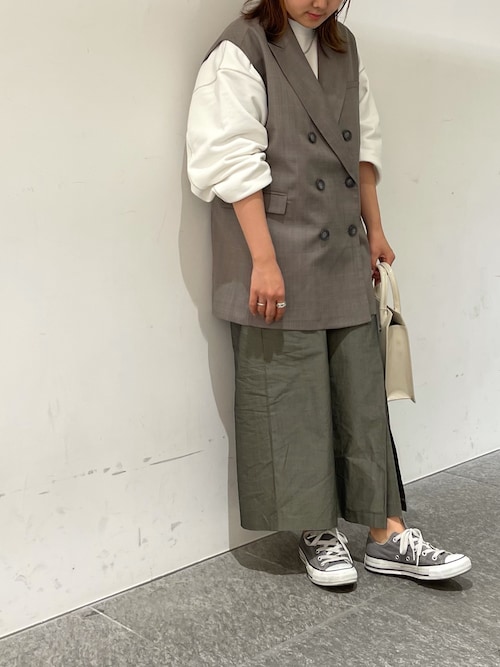 Kbf ケイビーエフ のテーラードジャケットを使ったコーディネート一覧 Sciaky