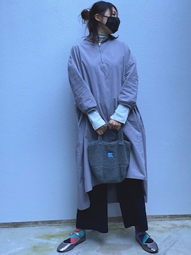 「カンフーシューズ」｜ヤスカタフクさん（レディース・166cm）の秋コーディネート