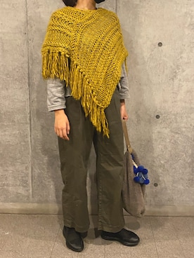 「アイテム（ネックウォーマー/スヌード、イエロー系）」を使った、ヤスカタフクさん（レディース・166cm）の秋コーディネート