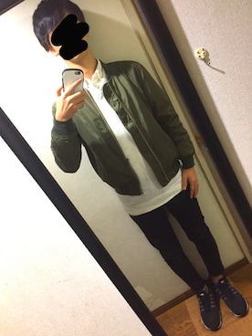 「Abercrombie&Fitch（アバークロンビーアンドフィッチ）のアイテム（ニット/セーター）」を使った、.さん（メンズ・173cm）の冬コーディネート
