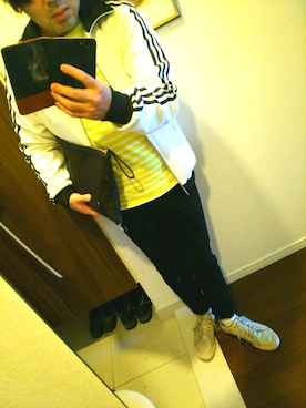 「UNIQLO（ユニクロ）のWOMEN ウルトラストレッチジーンズ（デニムパンツ）」を使った、Jigenさん（メンズ・168cm）の春コーディネート