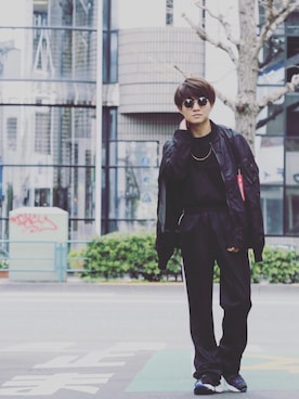 「アイテム（MA-1）」を使った、TSUKAKOSHIさん（メンズ・165cm）の春コーディネート