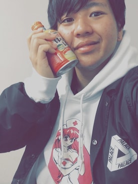 「PALACE（パレス）のアイテム（ジャケット/アウター）」を使った、てるさん（メンズ・166cm）の秋コーディネート