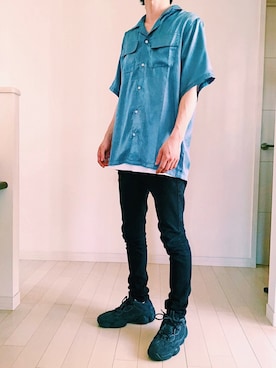 「アイテム（チノパンツ）」を使った、ebitさん（メンズ・175cm・20代）の春コーディネート