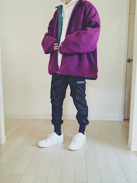 「adidas（アディダス）のアイテム（パーカー）」を使った、ebitさん（メンズ・175cm）の冬コーディネート