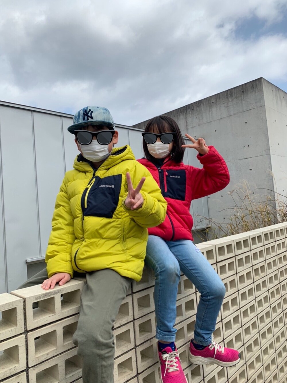 mont-bell00s ダウンジャケットイエローゴールド 着画あり Montbell