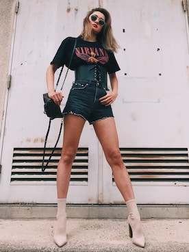「Tony Bianco（トニービアンコ）のアイテム」を使った、Annaさん（レディース・165cm）の春コーディネート