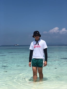 「H&M（エイチ・アンド・エム）のアイテム（水着）」を使った、faridzawgさん（メンズ・170cm）の春コーディネート