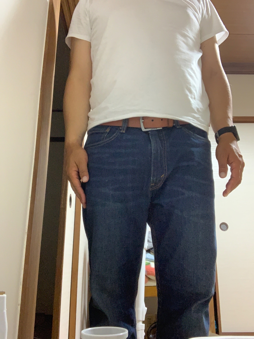 「リーバイス513」｜「Levi'sのアイテム（デニムパンツ、ブルー系）」を使った、りょうすけさん（メンズ・167cm）の夏コーディネートの1枚目の写真