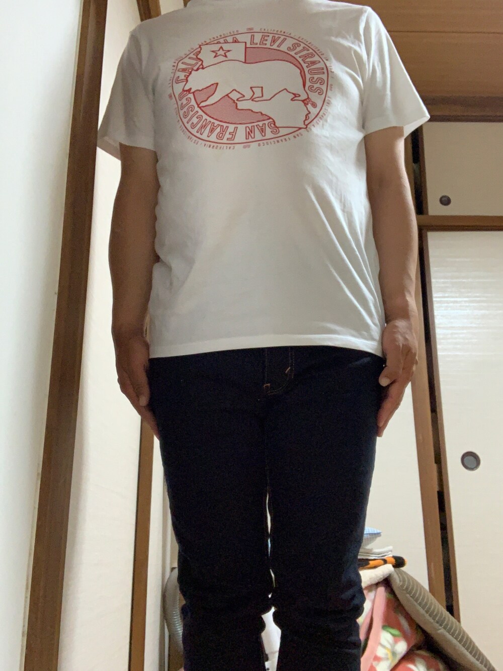 「リーバイス519」｜「Levi'sのアイテム（Tシャツ/カットソー、ホワイト系）」を使った、りょうすけさん（メンズ・168cm）の夏コーディネートの1枚目の写真