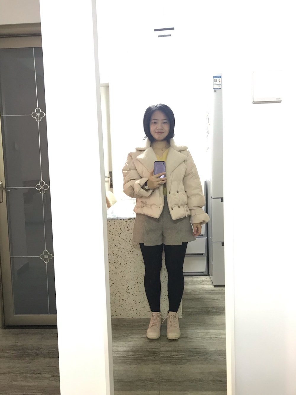 「UNIQLOのアイテム（タイツ/ストッキング、ブラック系）」を使った、地坪線上的鱼さん（レディース・152cm）の秋コーディネートの1枚目の写真