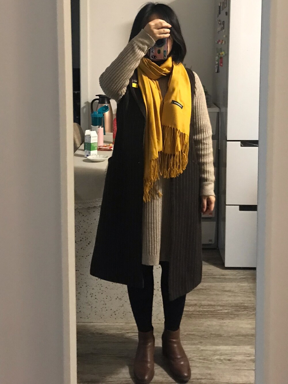 「言几又のアイテム（バッジ、イエロー系）」を使った、地坪線上的鱼さん（レディース・152cm）の秋コーディネートの1枚目の写真