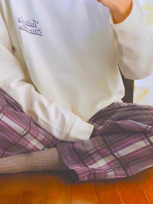 くま Lakoleのtシャツ カットソーを使ったコーディネート Wear くま Lakoleのtシャツ カットソーを使ったコーディネート Wear