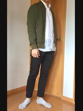 「tk.TAKEO KIKUCHI（ティーケータケオキクチ）のアイテム（MA-1）」を使った、ロコさん（メンズ・170cm）の秋コーディネート