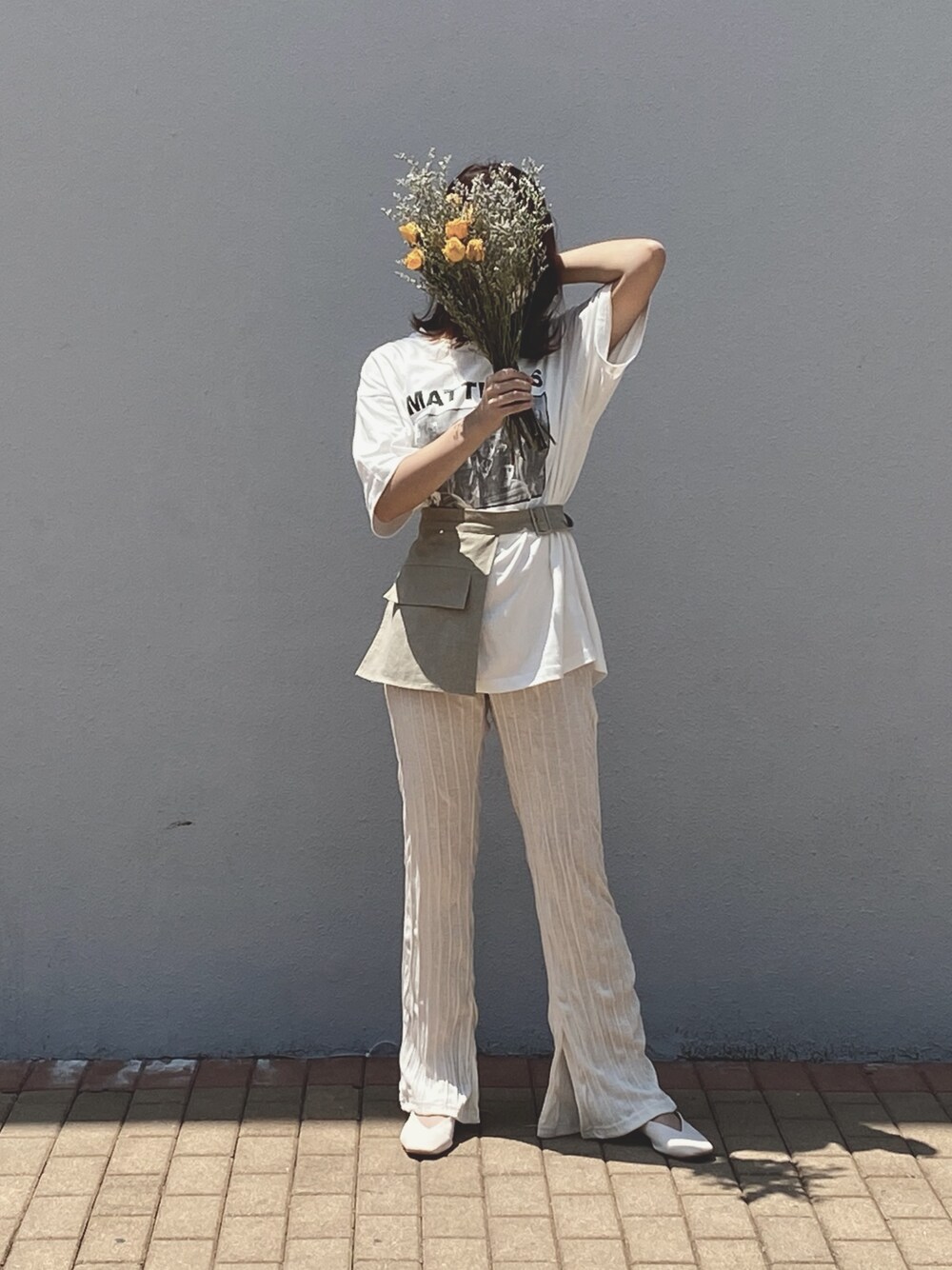 「夏、oversize、街頭穿搭、ootd、mix and match」｜「IG: dont_argue_hug_のアイテム（その他、その他）」を使った、christaさん（レディース・162cm）の春コーディネートの1枚目の写真
