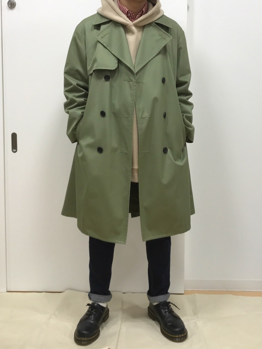 Soph｜BEAUTY&YOUTH UNITED ARROWSのトレンチコートを使った 