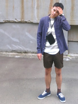 「PULL&BEAR（プルアンドベア）のアイテム（シャツ/ブラウス）」を使った、宮凱文さん（メンズ・173cm）の冬コーディネート