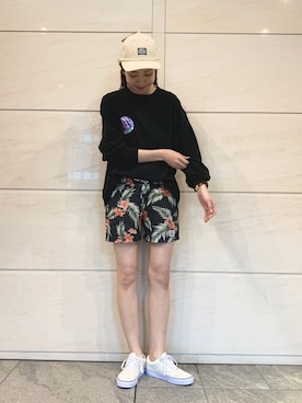 「ROXY（ロキシー）のアイテム（帽子）」を使った、 ai167さん（レディース・167cm）の春コーディネート
