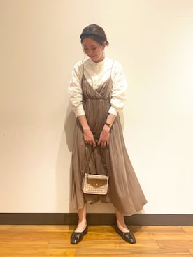 「URBAN RESEARCH（アーバンリサーチ）のヴィンテージサテンBACKリボンキャミソールワンピース（ワンピース）」を使った、オカモトさん（レディース・167cm）の春コーディネート