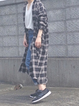 「ウォーキングスタイル」｜「アイテム（シャツワンピース）」を使った、h a s h i m oさん（レディース・152cm）の春コーディネート