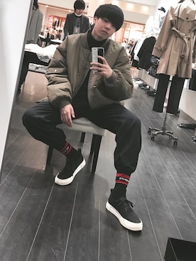 「ISOOK（アイスー）のアイテム（ジャケット/アウター）」を使った、TAKUさん（メンズ・178cm）の冬コーディネート