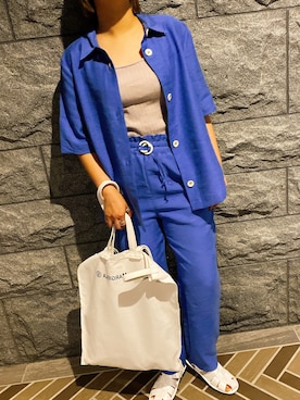 ZARAのセットアップ（ブルー系）を使った人気ファッション