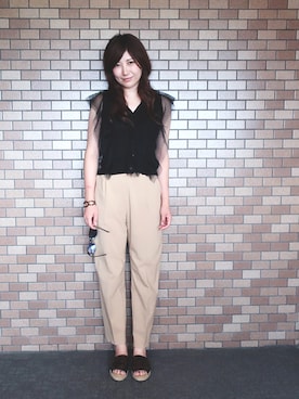 「NANO universe（ナノユニバース）の【Marisol 11月号掲載】【oggi 11月号掲載】 ワイドベルトパンツ（その他パンツ、ベージュ系）」を使った、Peiさん（レディース・161cm）の夏コーディネート
