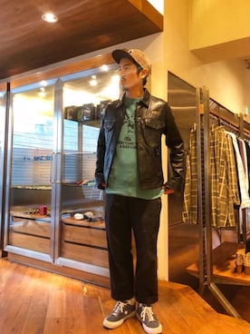「サマーニット」｜「アイテム（ライダースジャケット）」を使った、山Dさん（メンズ・175cm）の春コーディネート