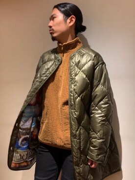 「アイテム（ミリタリージャケット、レッド系）」を使った、山Dさん（メンズ・175cm）の冬コーディネート