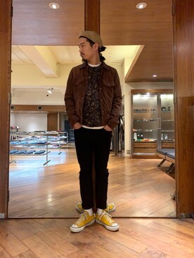 「アイテム（ミリタリージャケット、レッド系）」を使った、山Dさん（メンズ・175cm）の冬コーディネート