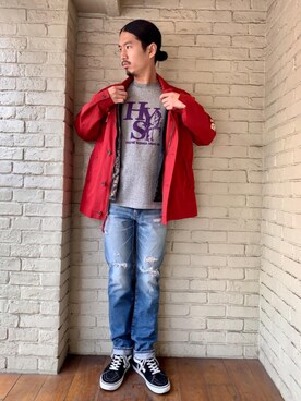 「アイテム（ミリタリージャケット、レッド系）」を使った、山Dさん（メンズ・175cm）の冬コーディネート