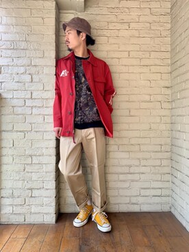 「アイテム（ミリタリージャケット、レッド系）」を使った、山Dさん（メンズ・175cm）の冬コーディネート