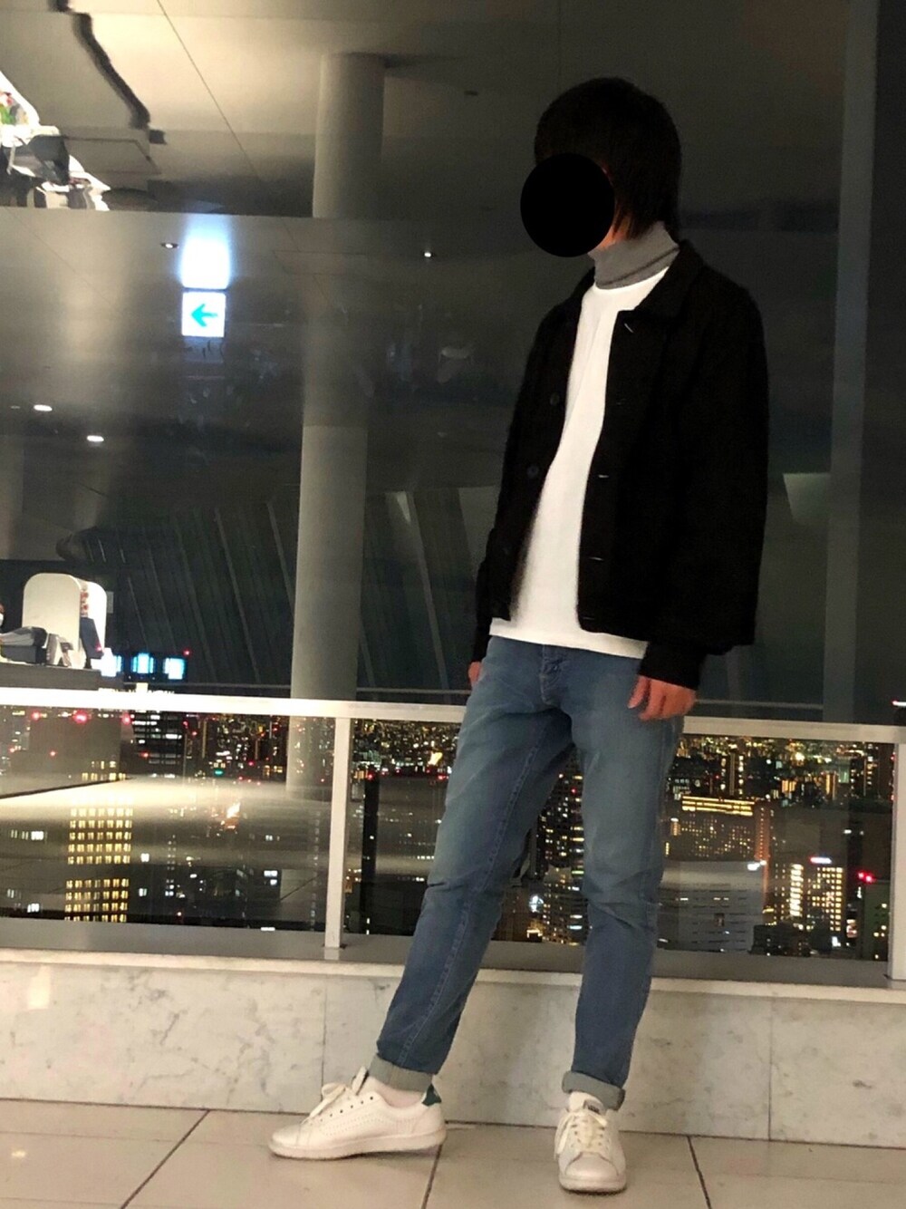 「初売りセールで買いました2019、LIDnM、スキニーデニム、UNIQLO U、UNIQLO、タートルネック、ロールアップ、シンプル」｜「GUのアイテム（Tシャツ/カットソー、グレー系）」を使った、IKEさん（メンズ・167cm）の冬コーディネートの1枚目の写真